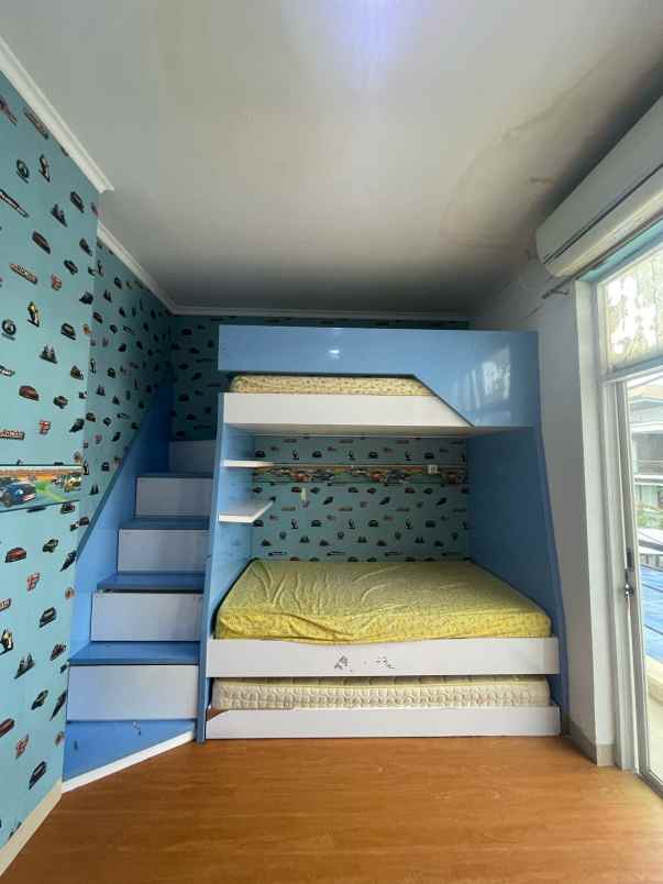 dijual rumah di taman surya 5 cengkareng jakarta barat