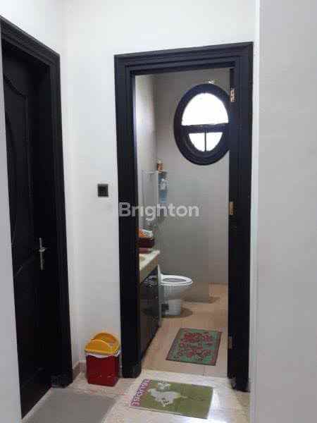 dijual rumah graha family