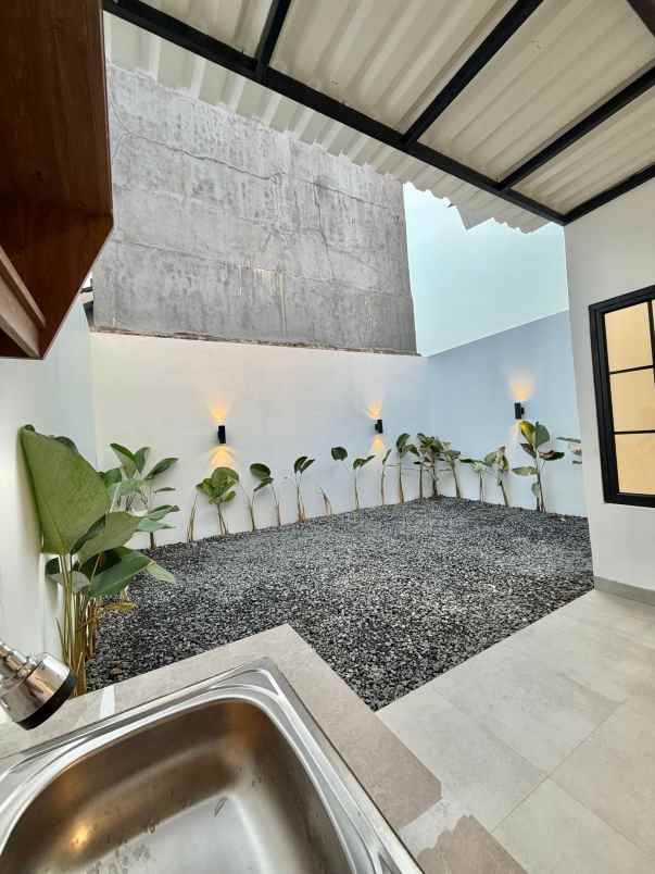 dijual rumah harvest city