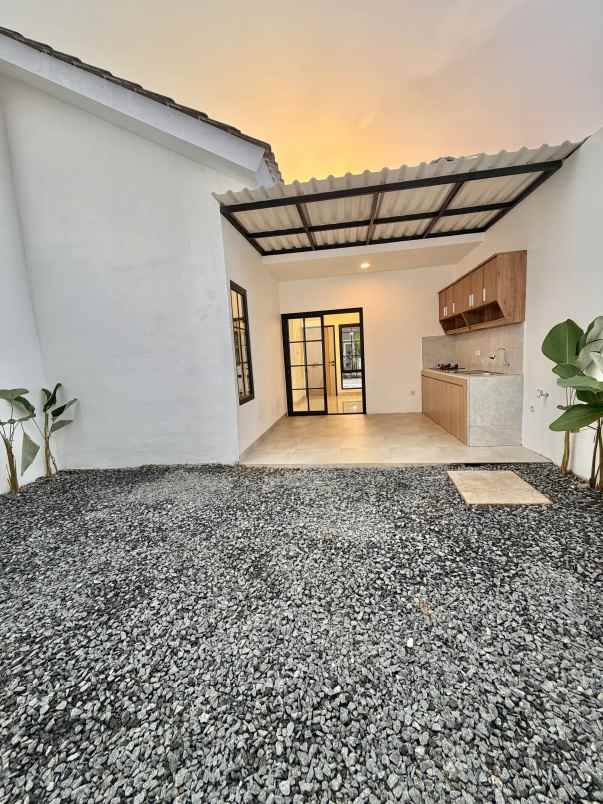 dijual rumah harvest city