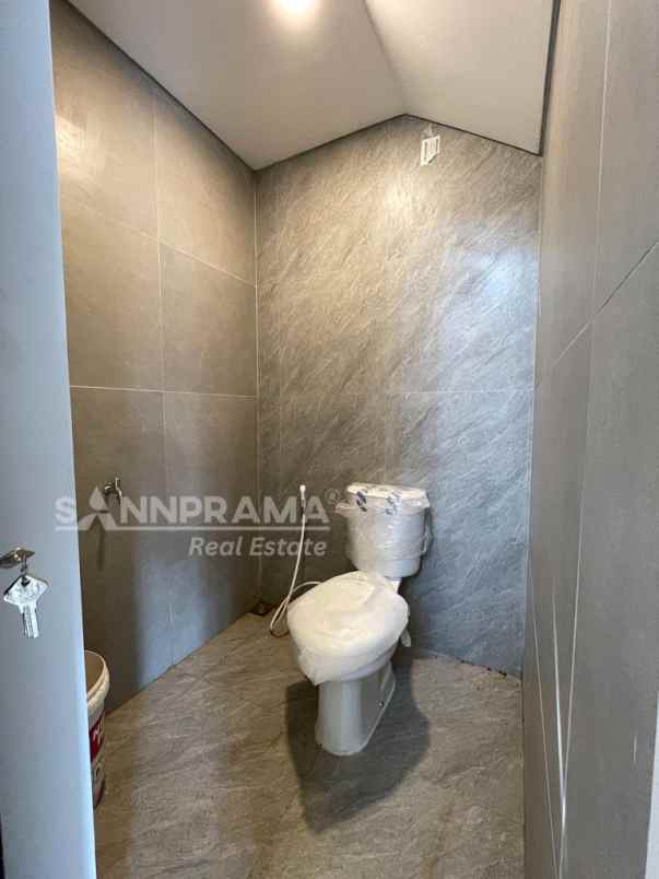 dijual rumah jagakarsa raya