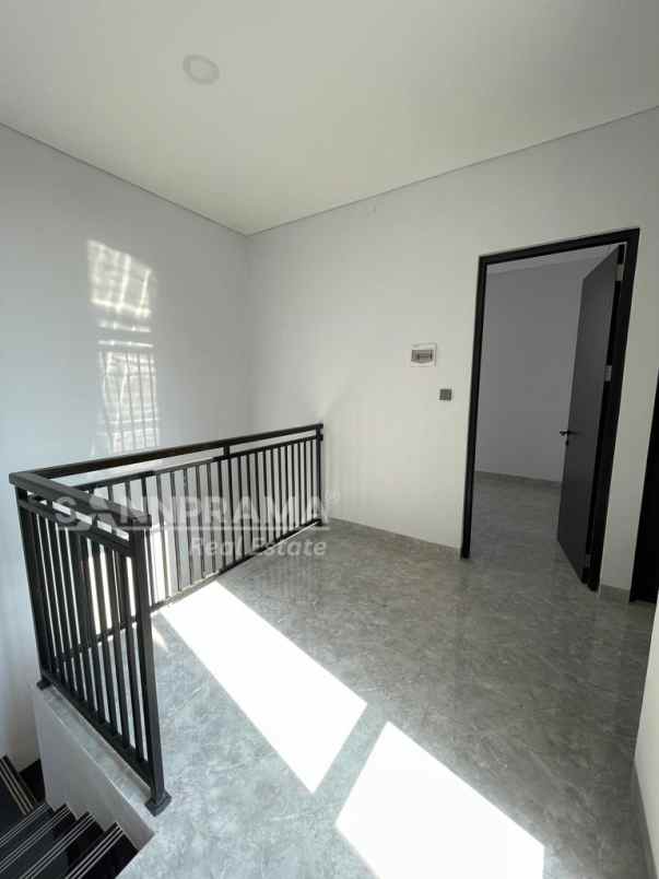 dijual rumah jagakarsa raya