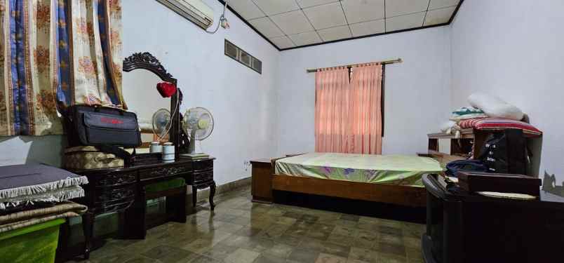 dijual rumah jalan kartini