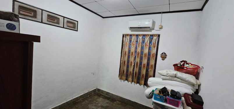 dijual rumah jalan kartini