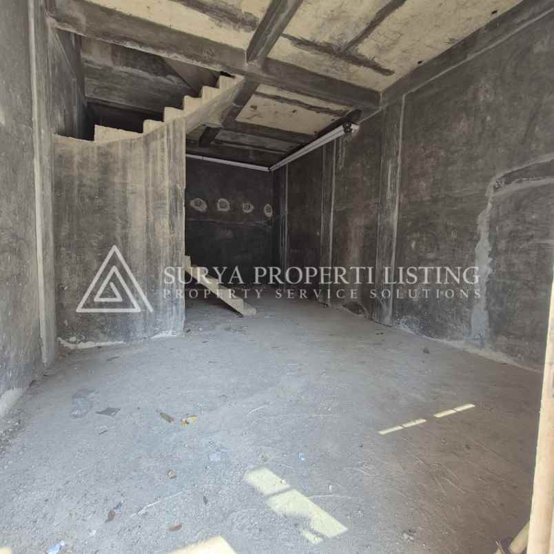 dijual rumah jalan keruntung komplek