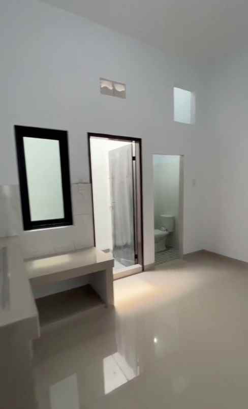 dijual rumah jalan lumumba pahlawan