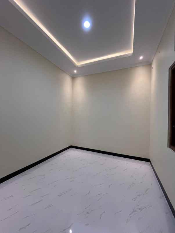 dijual rumah jalan magelang km 13 sleman