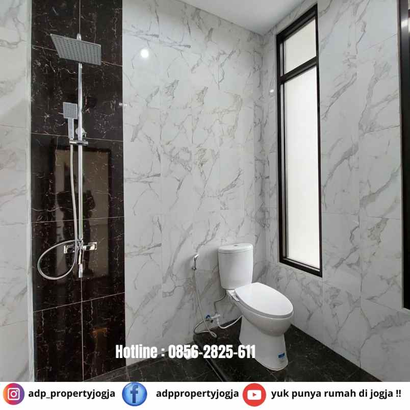 dijual rumah jalan parangtritis km 5