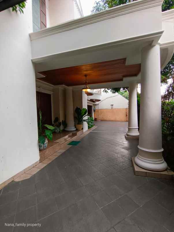 dijual rumah jalan raya cipete jakarta