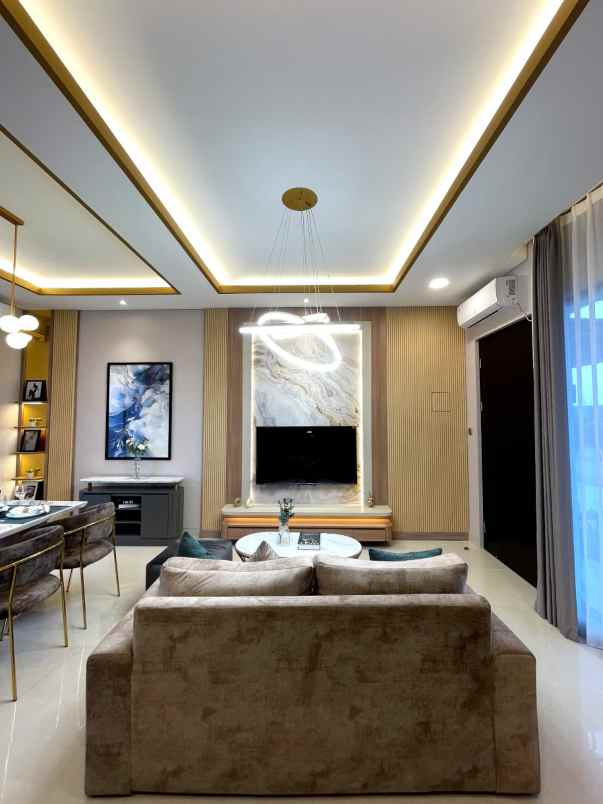 dijual rumah jalan rorotan