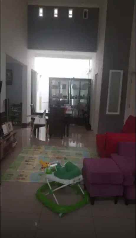 dijual rumah jatikramat indah