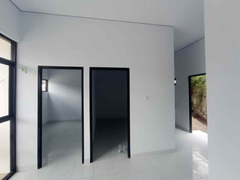 dijual rumah jl citeureup sindangpanon