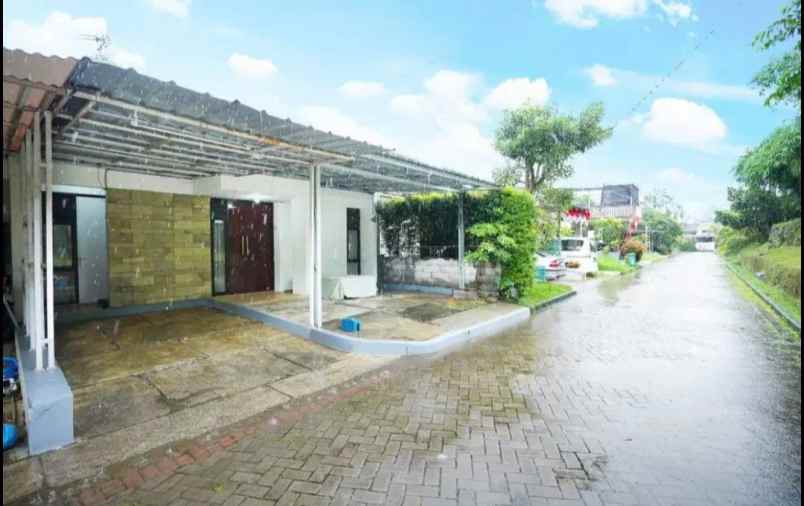 dijual rumah jl guru mochtar cimahpar
