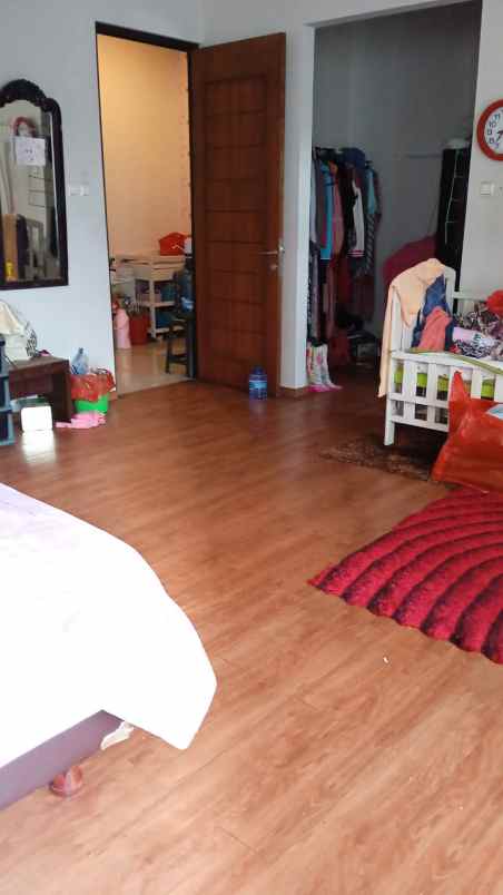 dijual rumah jl pondok kelapa raya