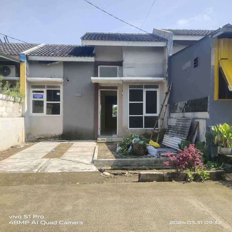 dijual rumah jl raya cilebut bogor