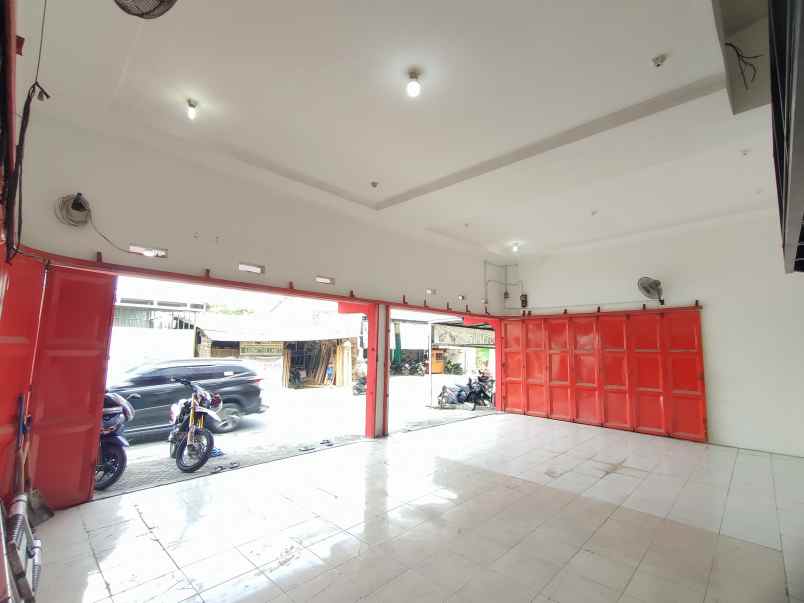 dijual rumah jl raya kaliabang tengah