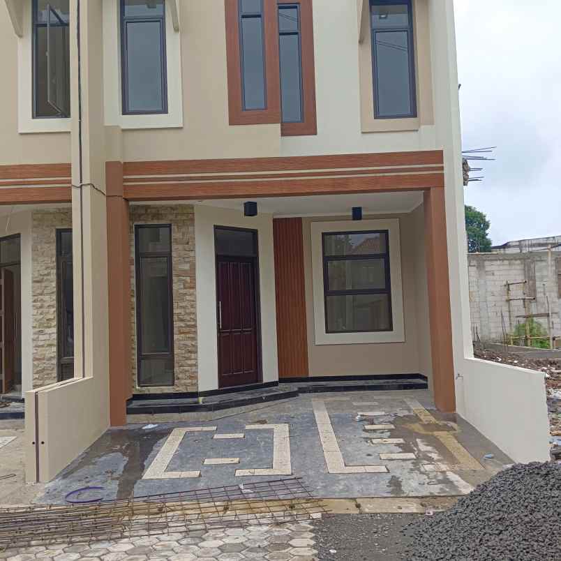 dijual rumah jl raya siliwangi pamulang