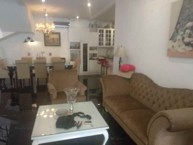 dijual rumah jl sumagung 3 kelapa