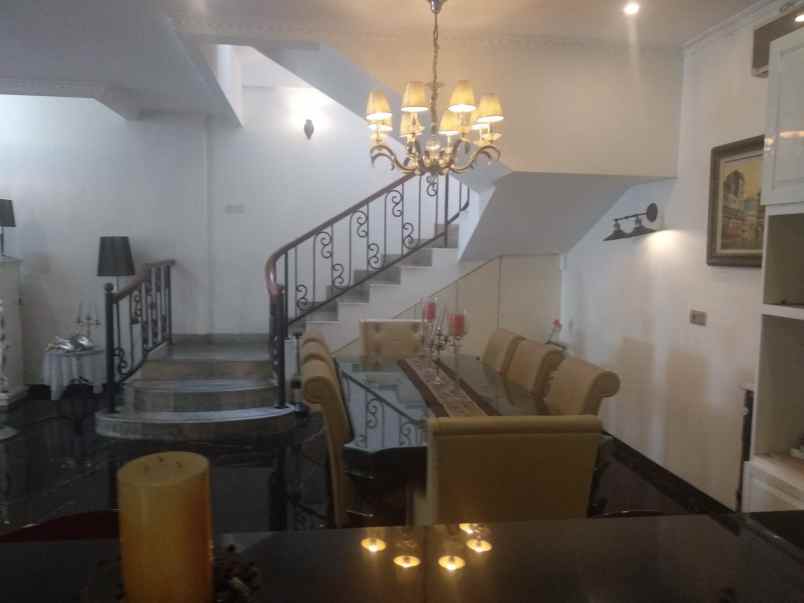 dijual rumah jl sumagung 3 kelapa