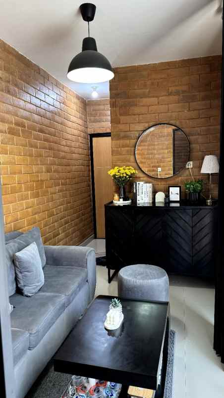 dijual rumah jl telang timur