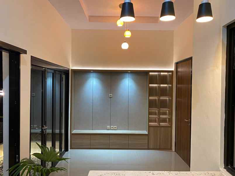 dijual rumah jl utama pd kulon pondok