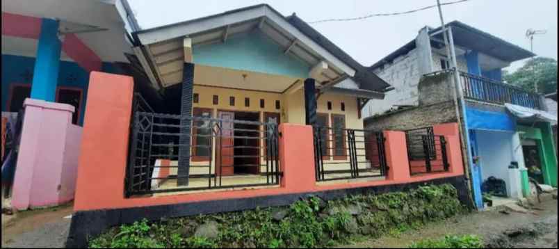 dijual rumah karang tengah bogor dekat tempat wisata