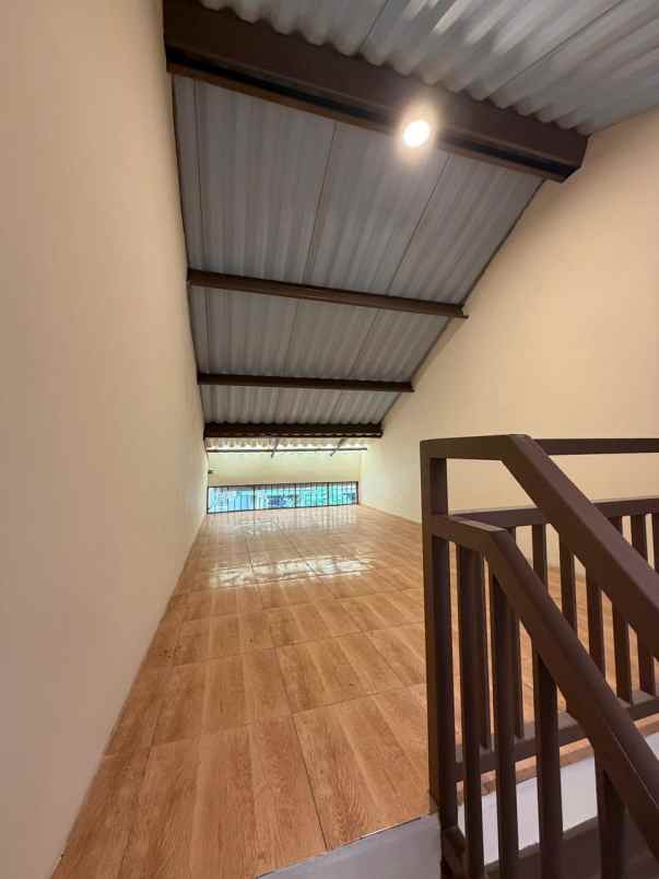 dijual rumah kedinding tenga kec