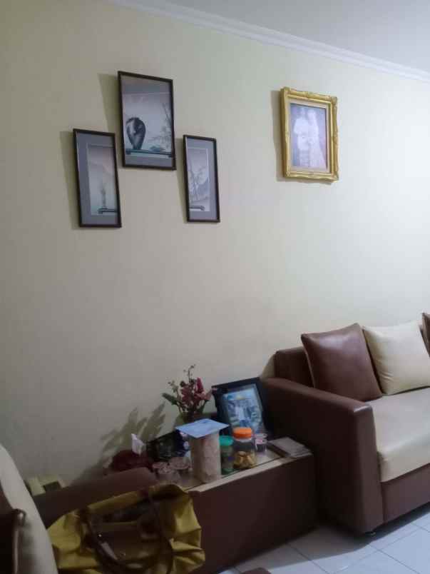 dijual rumah kelurahan pamulang
