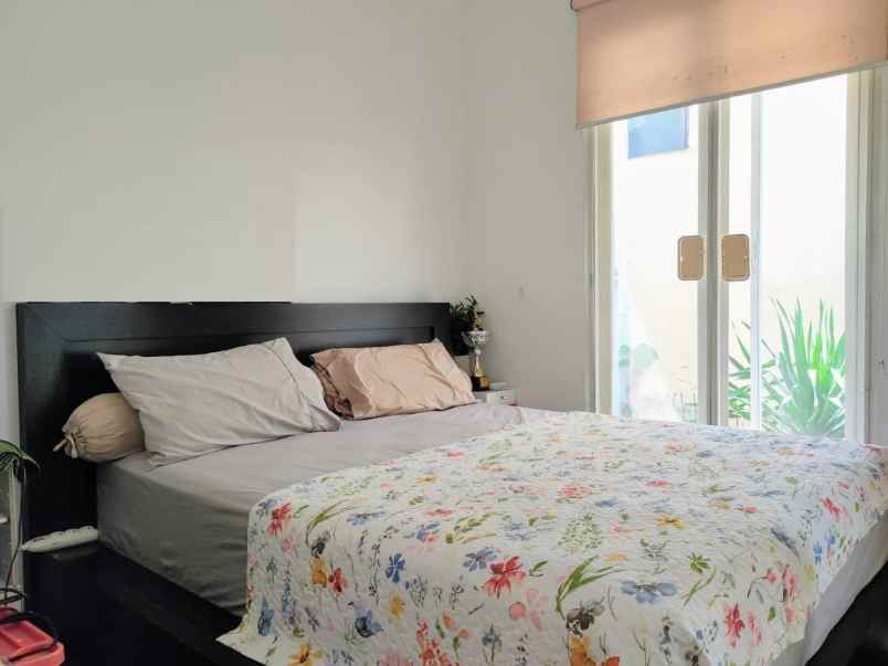 dijual rumah komplek kavling marinir