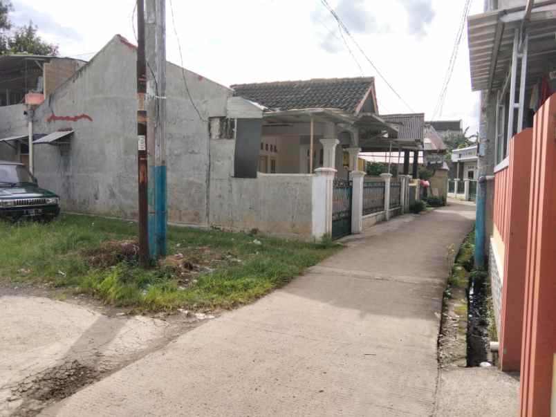 dijual rumah kukusan depok