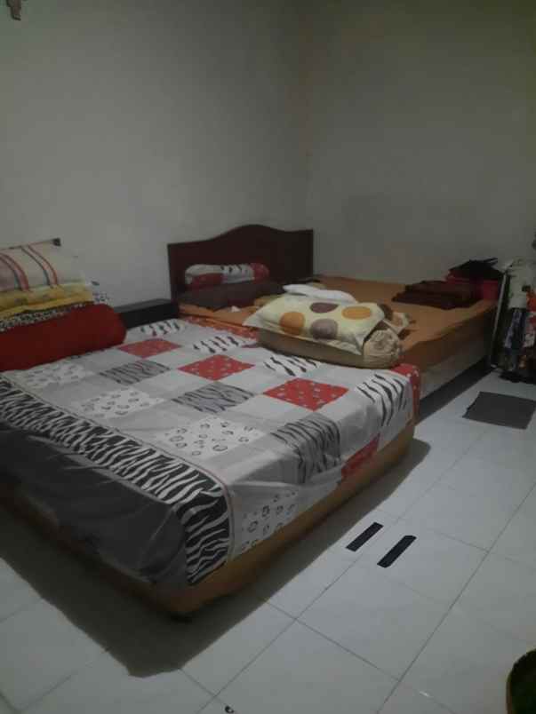 dijual rumah manyar kertoadi
