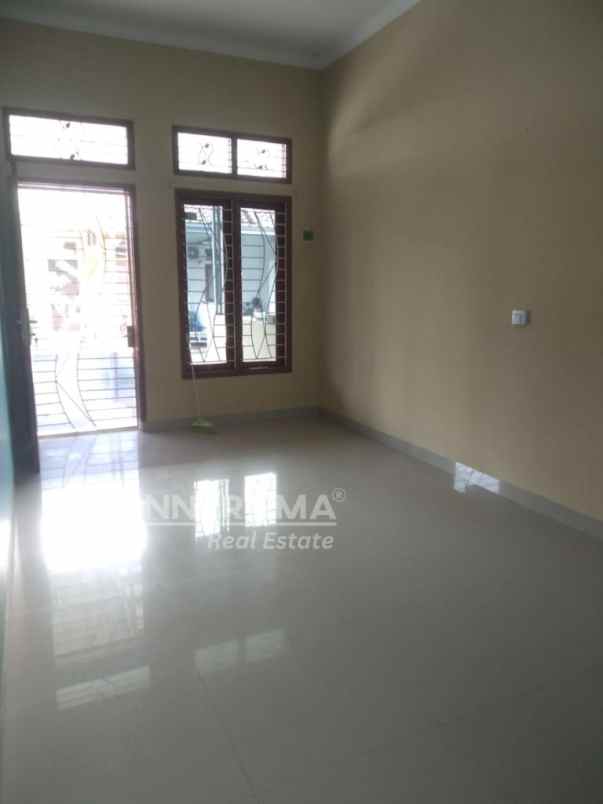 dijual rumah murah siap huni di pancoran mas depok