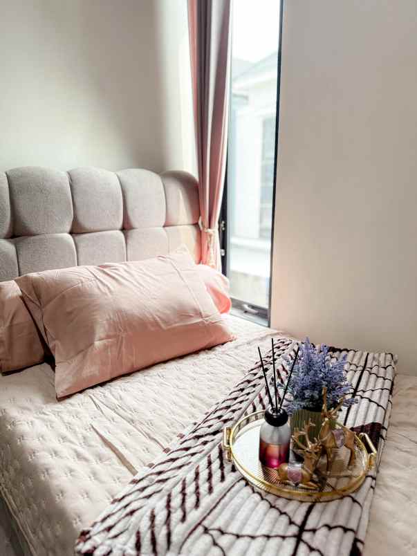 dijual rumah peeumahan griya ani boulevard