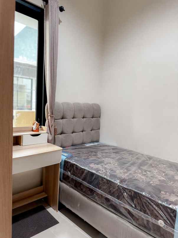 dijual rumah peeumahan griya ani boulevard