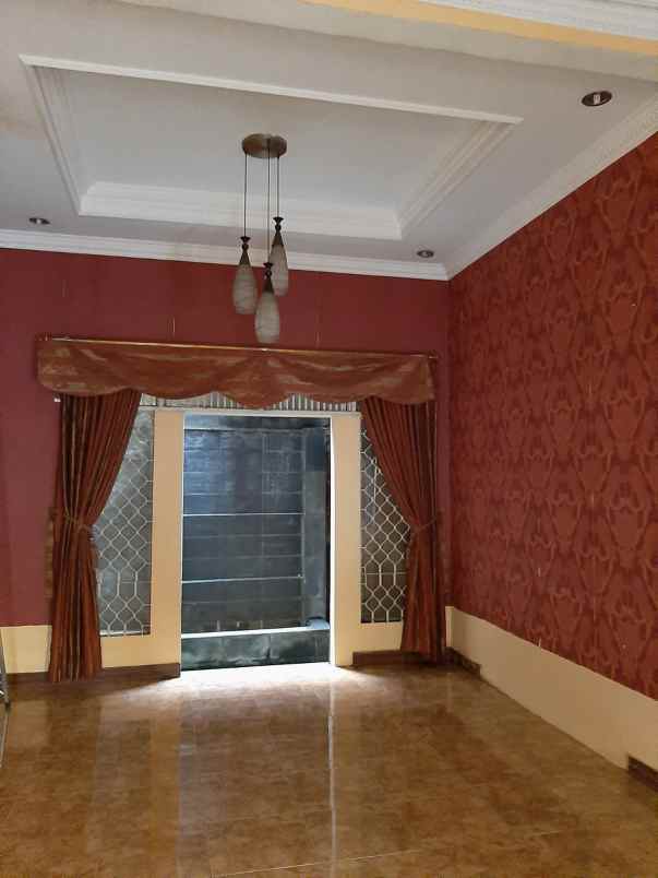 dijual rumah perumahan griya bintara
