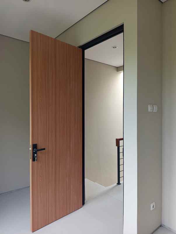 dijual rumah perumahan jatijajar depok