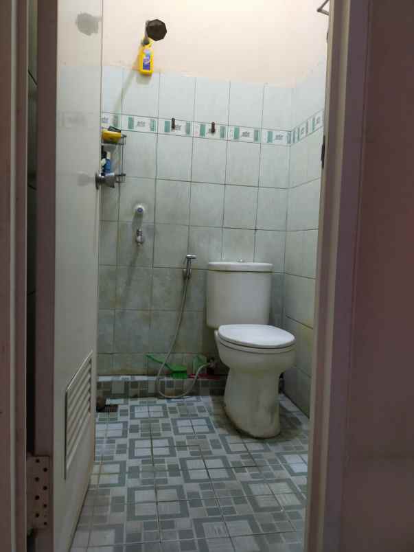 dijual rumah perumahan permata depok