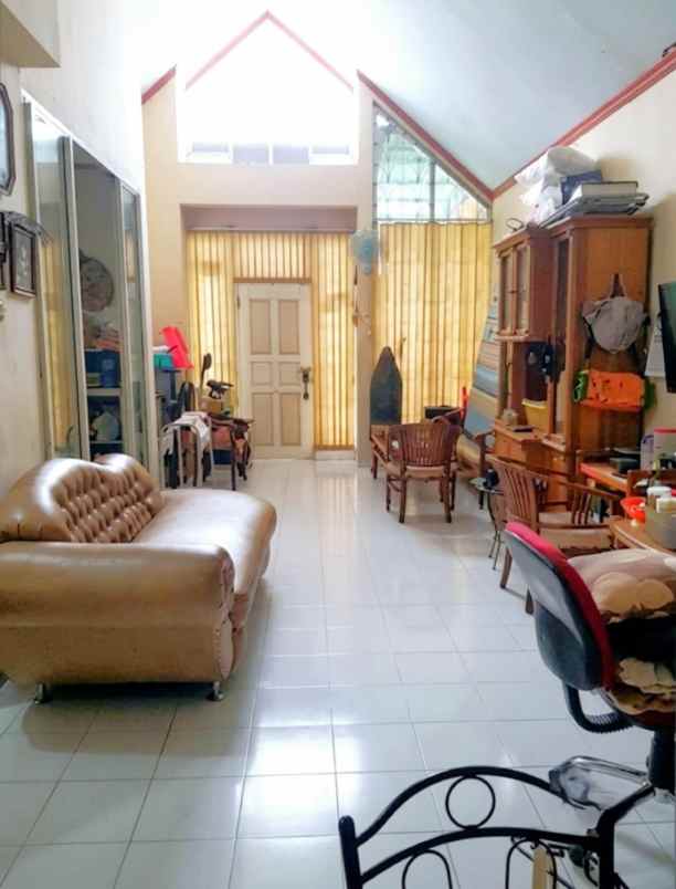 dijual rumah perumahan taman modern