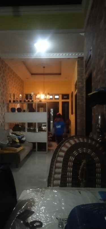 dijual rumah perumnas 1 kranji