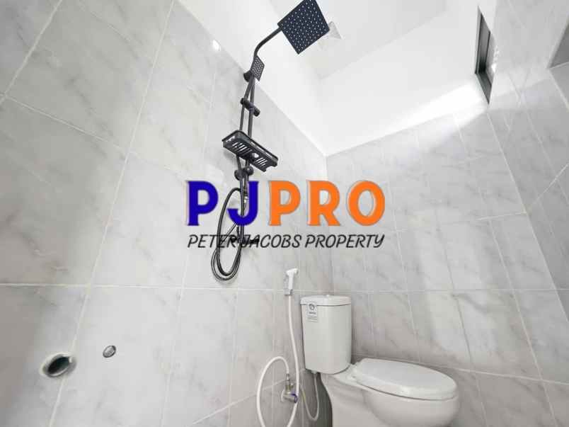 dijual rumah pondok ungu permai