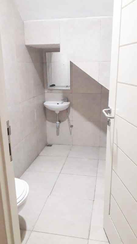 dijual rumah prambanan residence