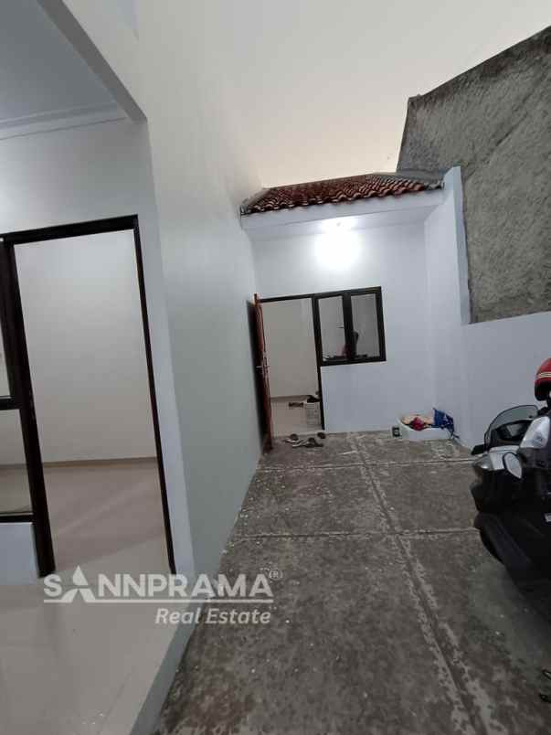 dijual rumah rangkapan jaya