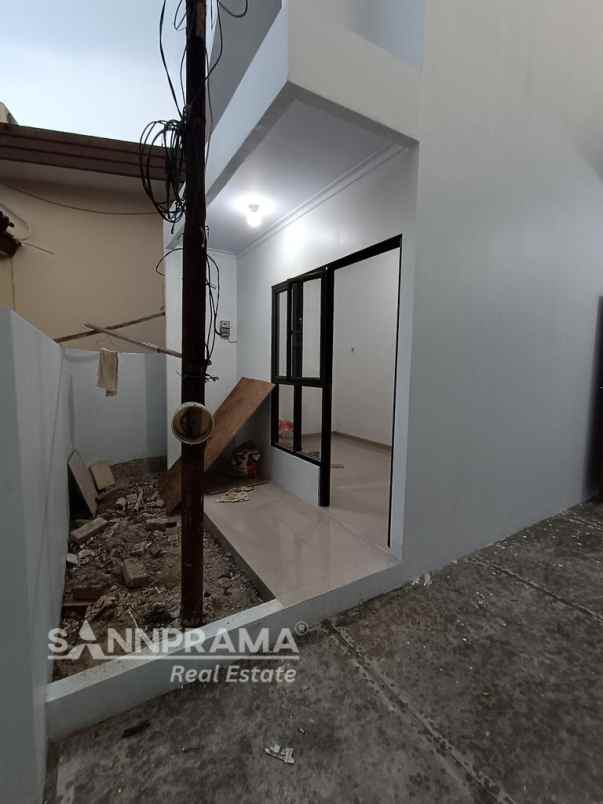 dijual rumah rangkapan jaya