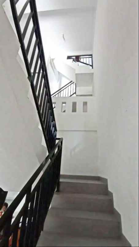 dijual rumah rawamangun jakarta timur