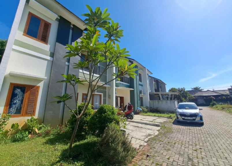 dijual rumah sawangan lama sawangan depok