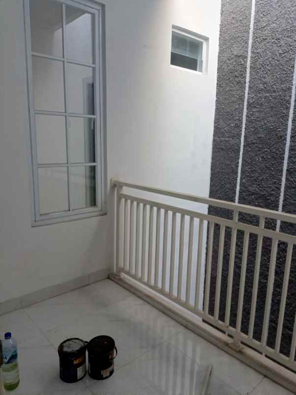 dijual rumah siap huni di ciganjur jagakarsa