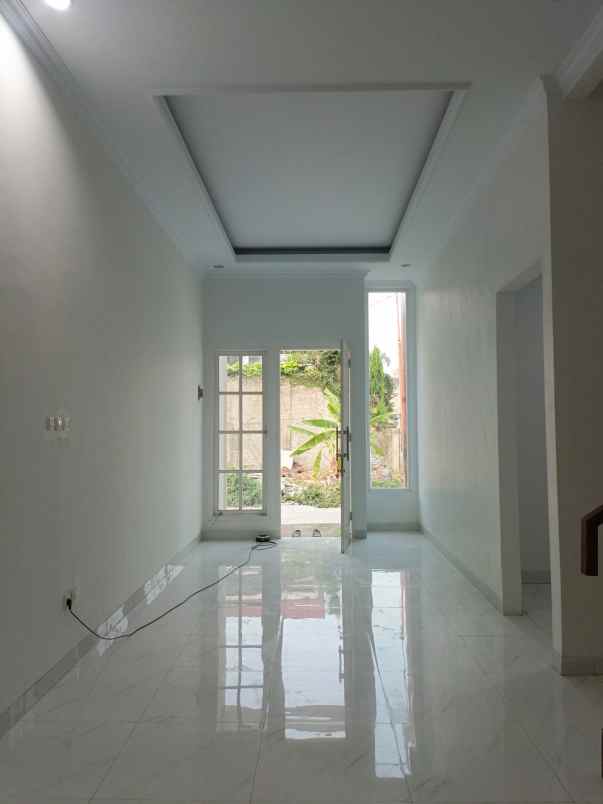 dijual rumah siap huni di ciganjur jagakarsa