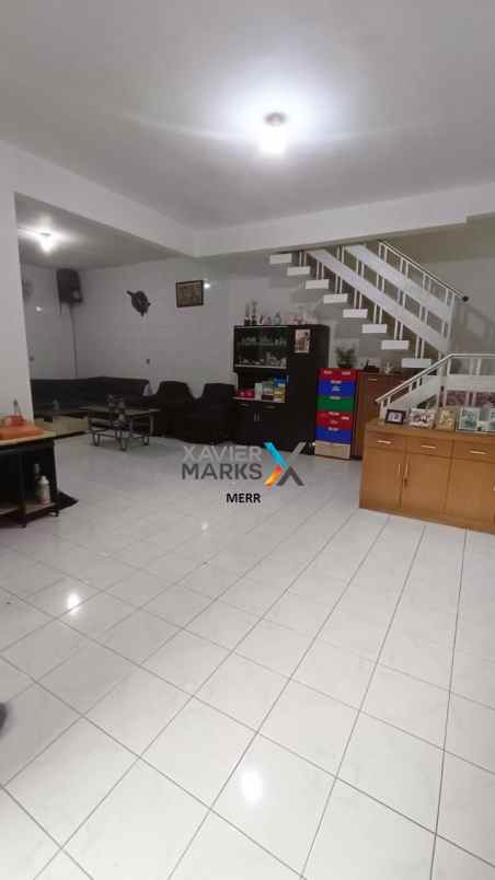 dijual rumah sidoyoso