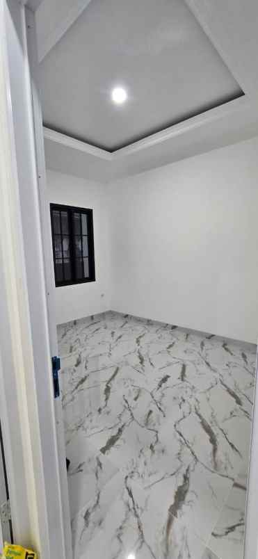 dijual rumah tanah baru beji