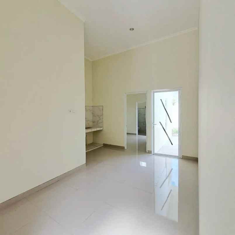 dijual rumah tirtomartani kalasan